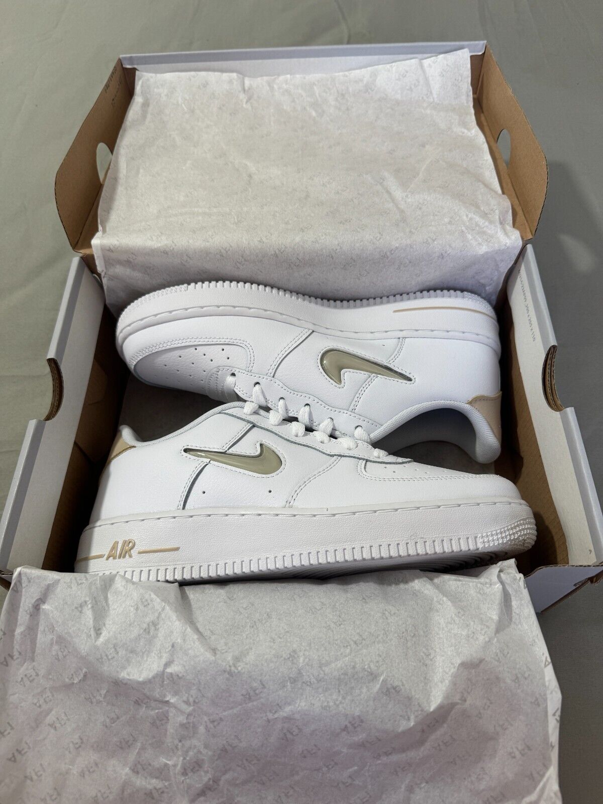 Nike Air Force 1 GS Trainers Size UK 6 White Sand Drift Leather Shoes BNIB
