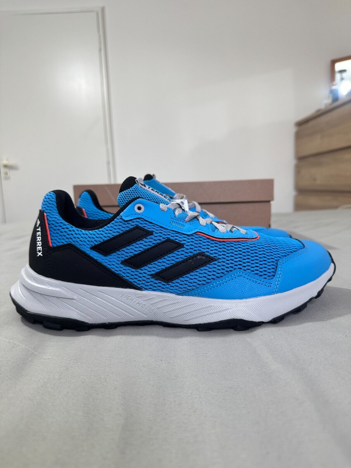 Adidas Terrex Tracefinder Men Trainers Black Blue trail Shoe BNIB Size UK 8,9,10