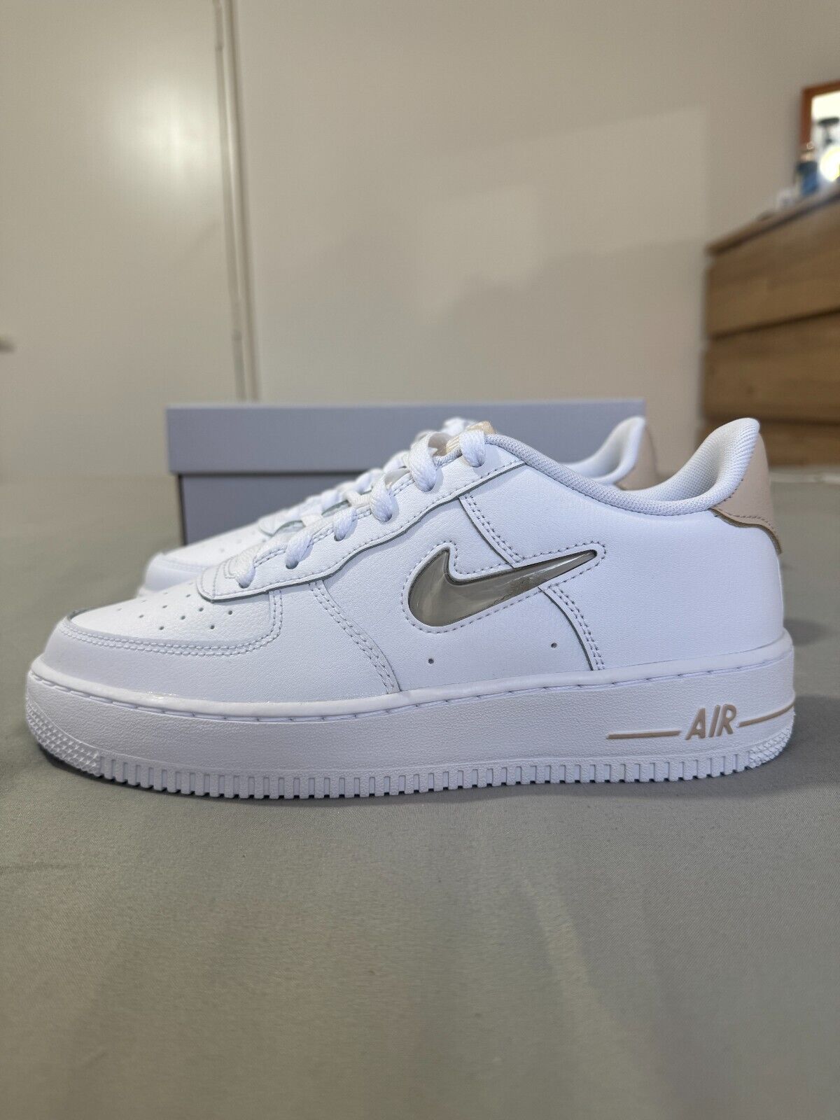 Nike Air Force 1 GS Trainers Size UK 6 White Sand Drift Leather Shoes BNIB