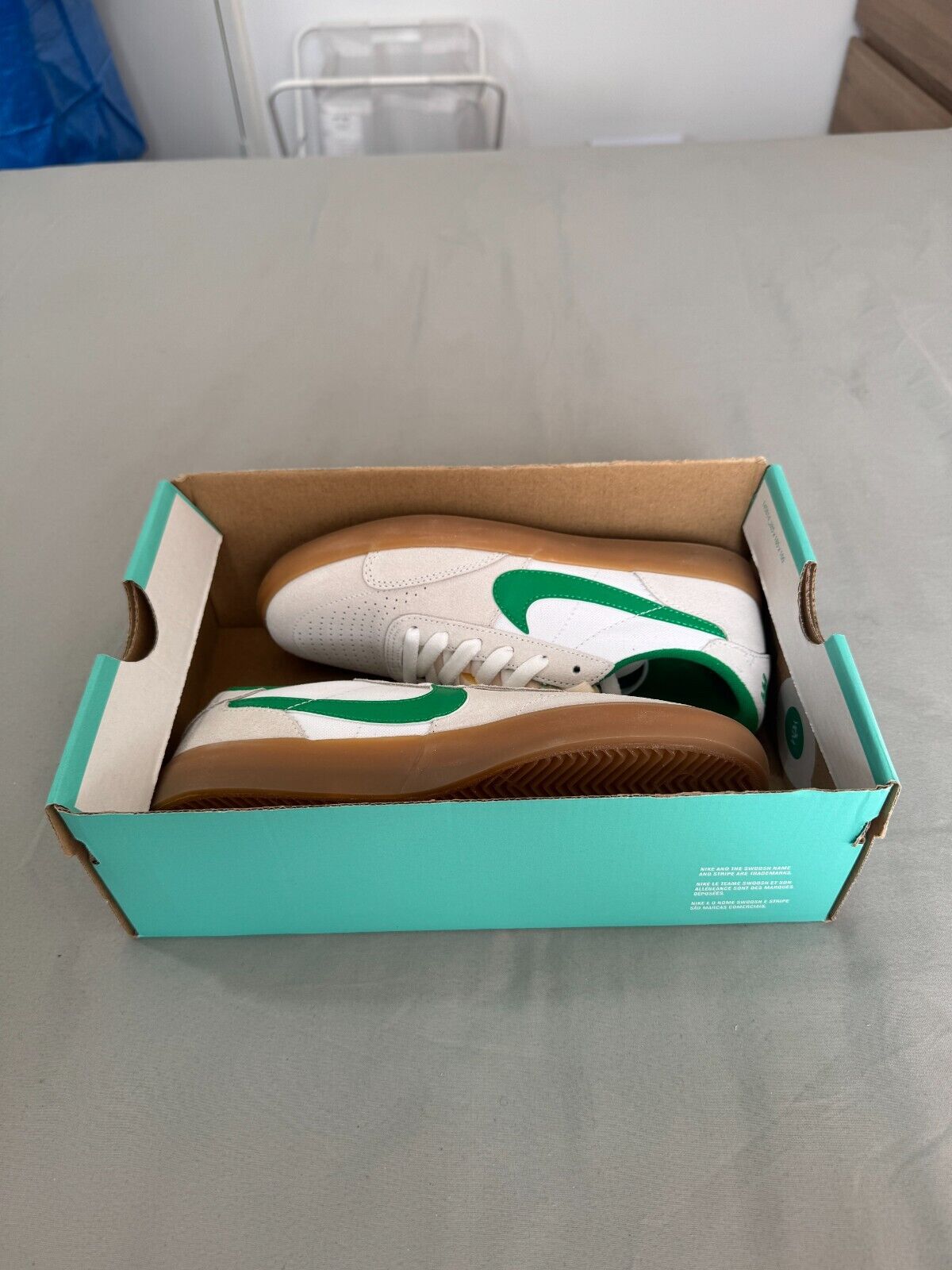Nike SB Heritage Vulc Men Trainers Size UK 4 Lucky Green White Skateboarding New